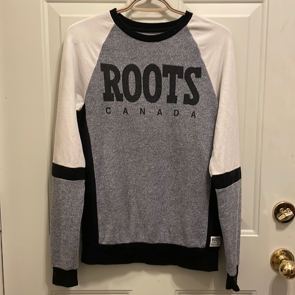 Roots Crewneck sweater